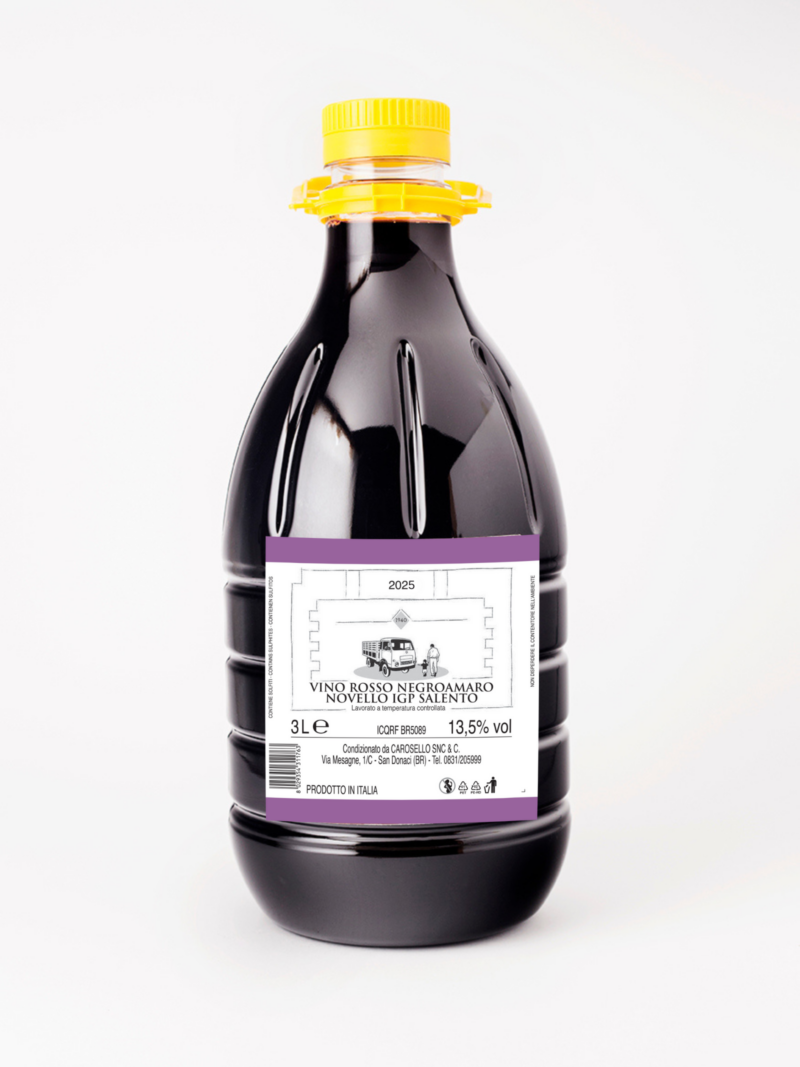 Vino Novello in Pet di Cantine Paololeo